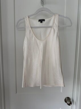 J Crew scoop neck tank top in ivory size xxs,  textured satin